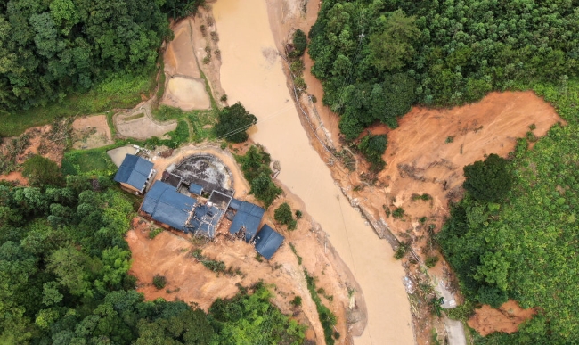 河北易县大雨视频_河北易县一场雨下了一年的量_河北易县降雨