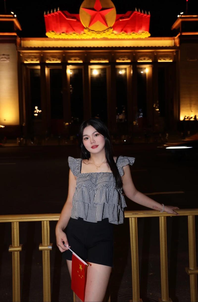女大学生的两天一夜私人伴游，在英雄城解锁小众浪漫
