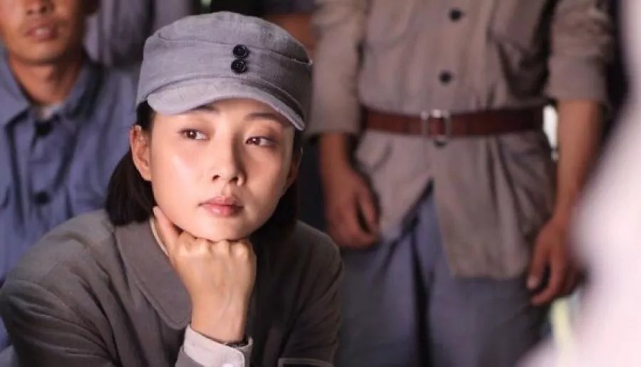 殷桃个人经历_殷桃为何与孙东海离婚_殷桃演技