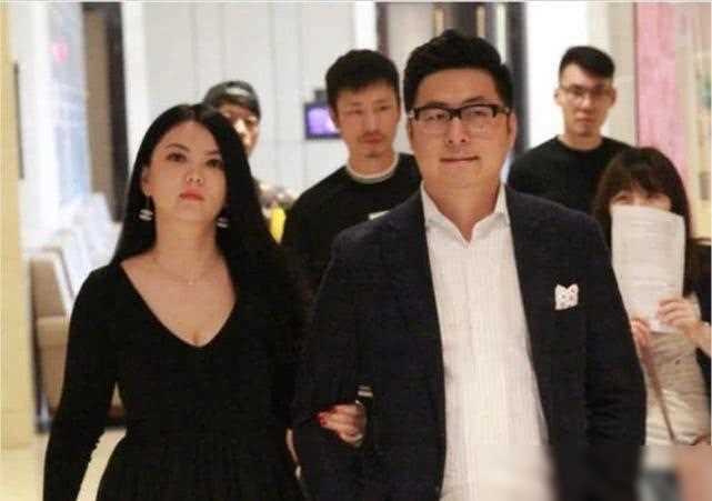 李湘再婚_李湘直播带货争议_李湘婚姻失败经历