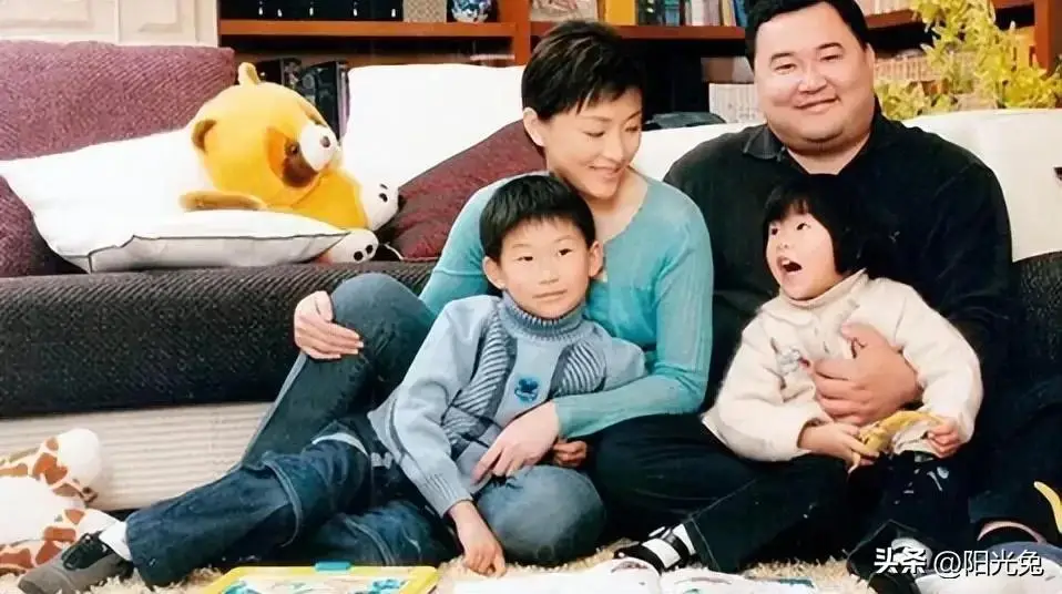 杨澜个人经历_杨澜前夫张一兵简介_杨澜婚姻选择